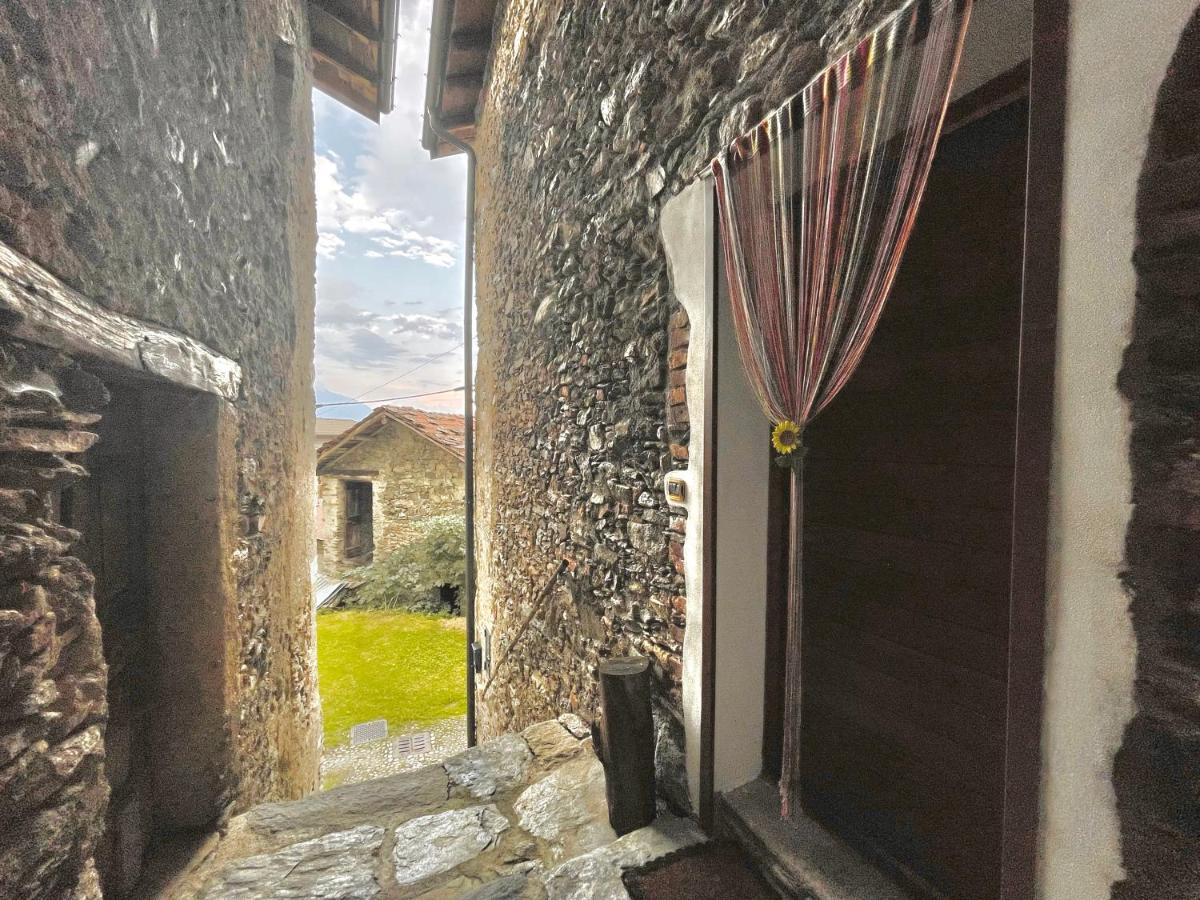 Consiglio di Rumo Casa Brenzio Rusticoヴィラ エクステリア 写真